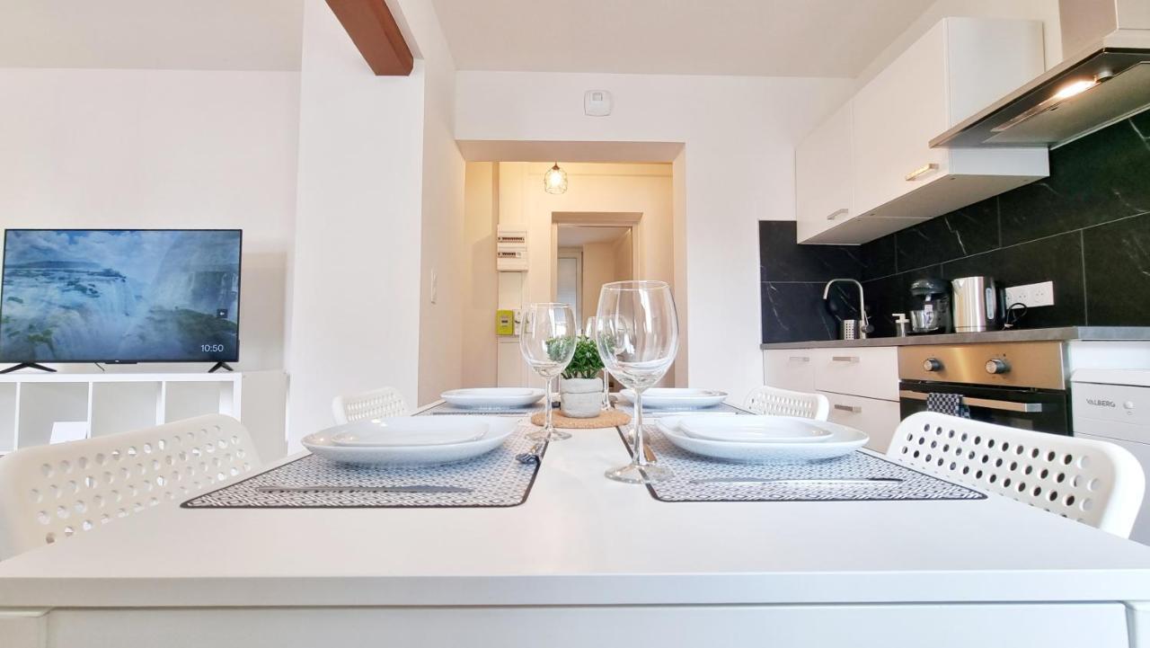 Chez Jm - Calme - Chic - Fibre - Relax Bnb Mulhouse Buitenkant foto
